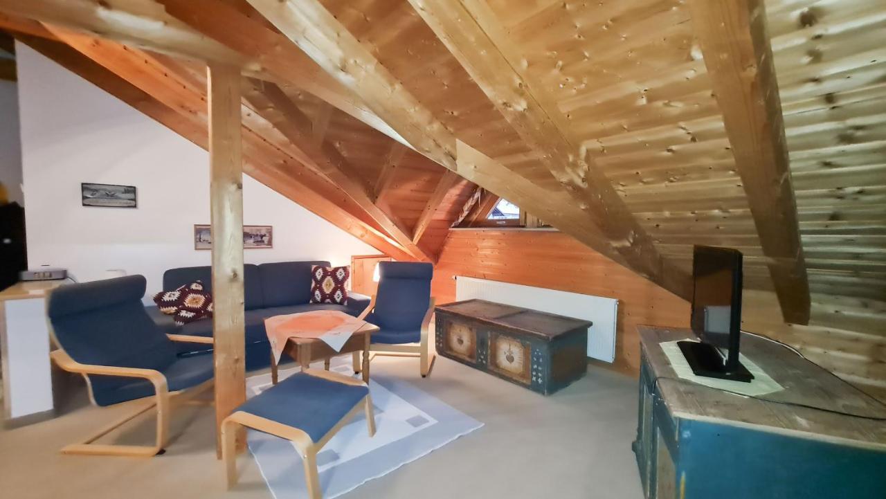 Lago Mio - Pension Am See - Bei Uns Verbringt Ihr Eine Wundervolle Zeit Direkt Am Wasser Worthsee Bagian luar foto